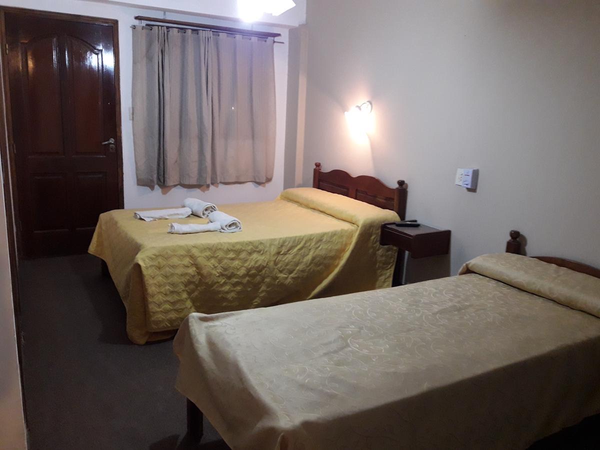 ترماس دي ريو هوندو Hotel Daives المظهر الخارجي الصورة