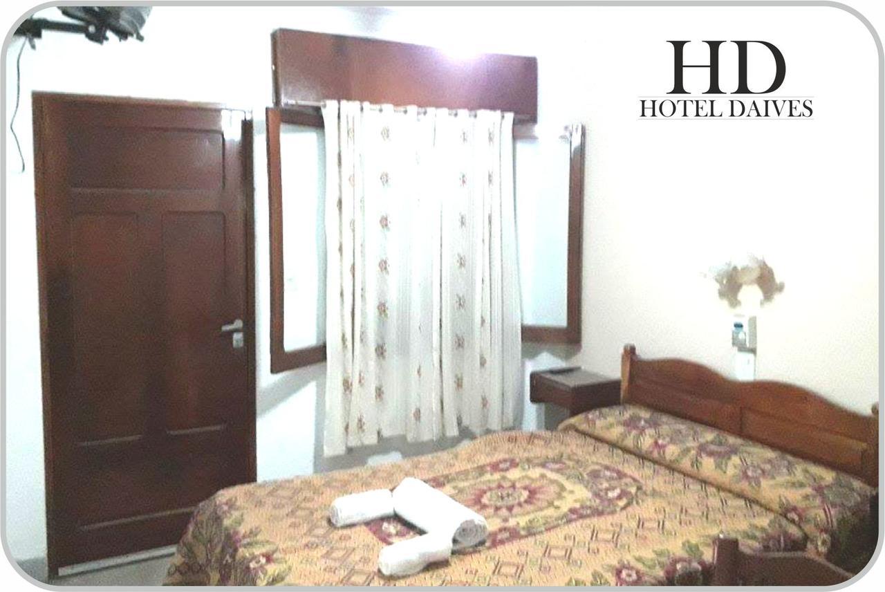 ترماس دي ريو هوندو Hotel Daives المظهر الخارجي الصورة
